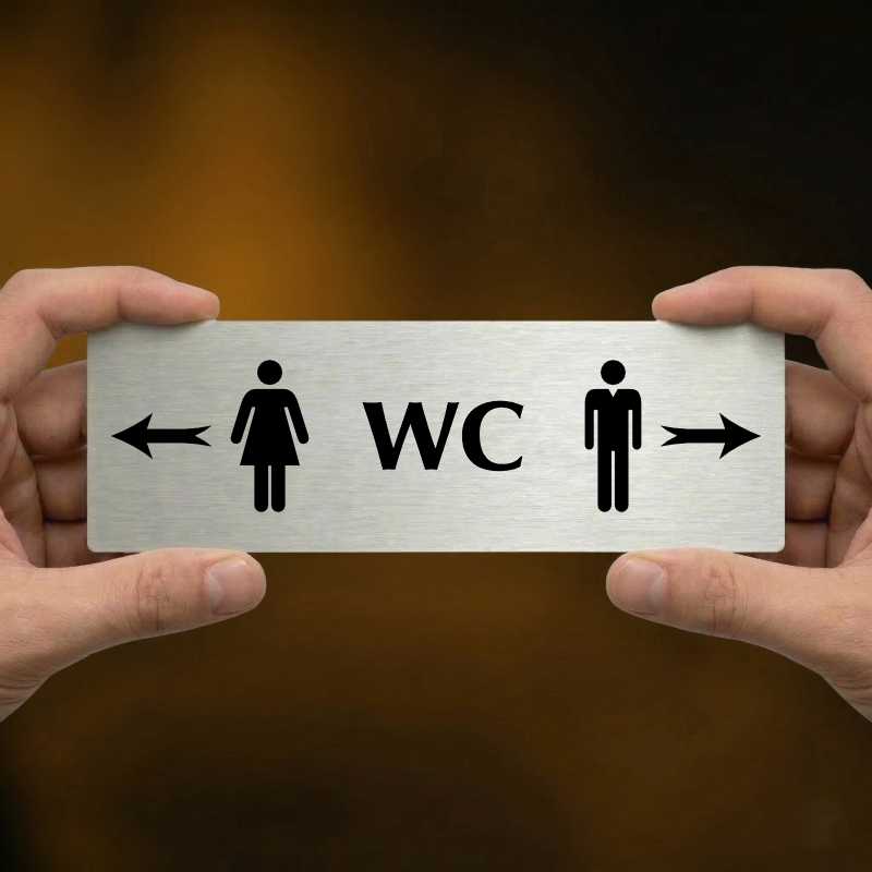 WC společné - rozcestník, 200x66mm, zlatá popiska s okrasným rámečkem  
