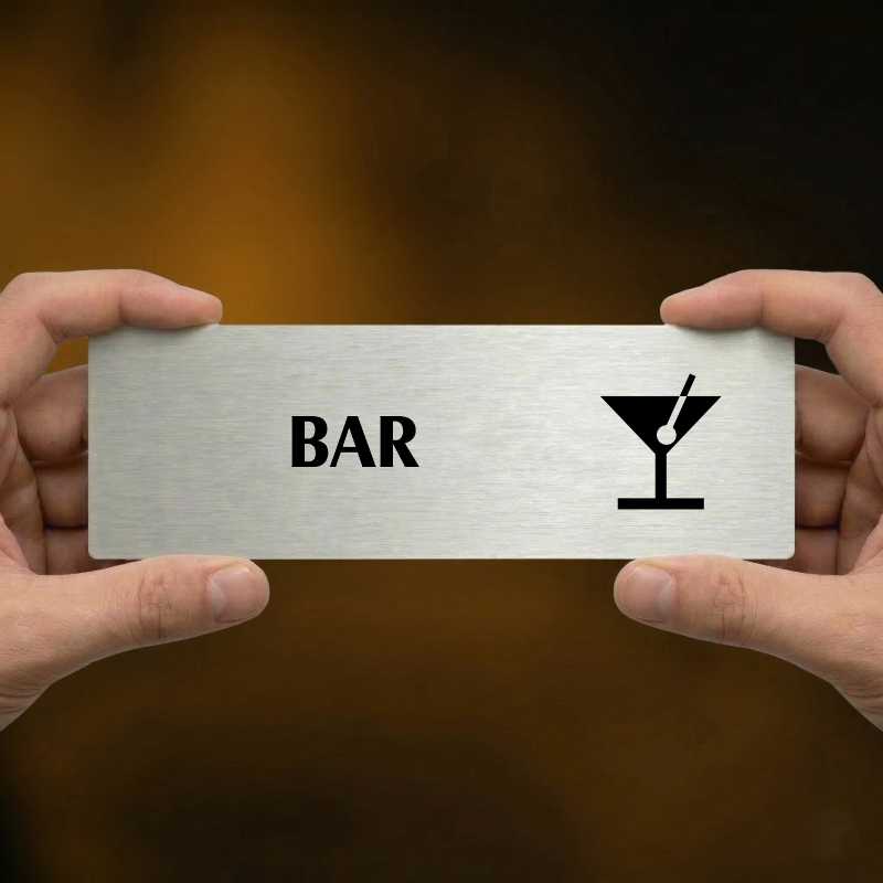 Bar, 240x79mm, zlatá popiska