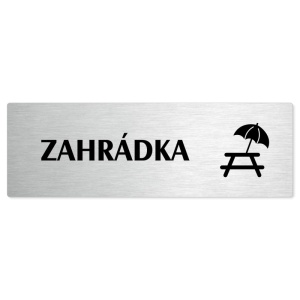 Zahrádka, stříbrná popiska na dveře