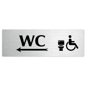 WC invalida vlevo, stříbrná popiska na dveře