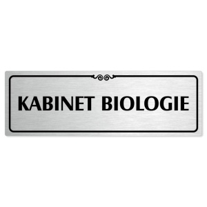 Kabinet biologie, 200x66mm, stříbrná popiska s ozdobou uprostřed